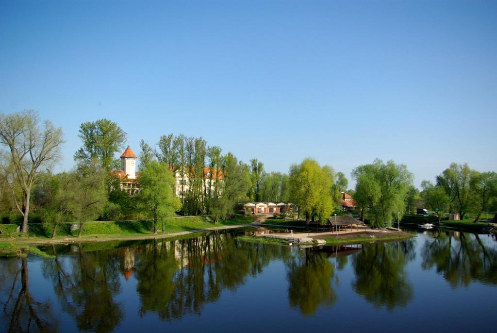 Hotel Zamek Pultusk Dom Polonii Экстерьер фото