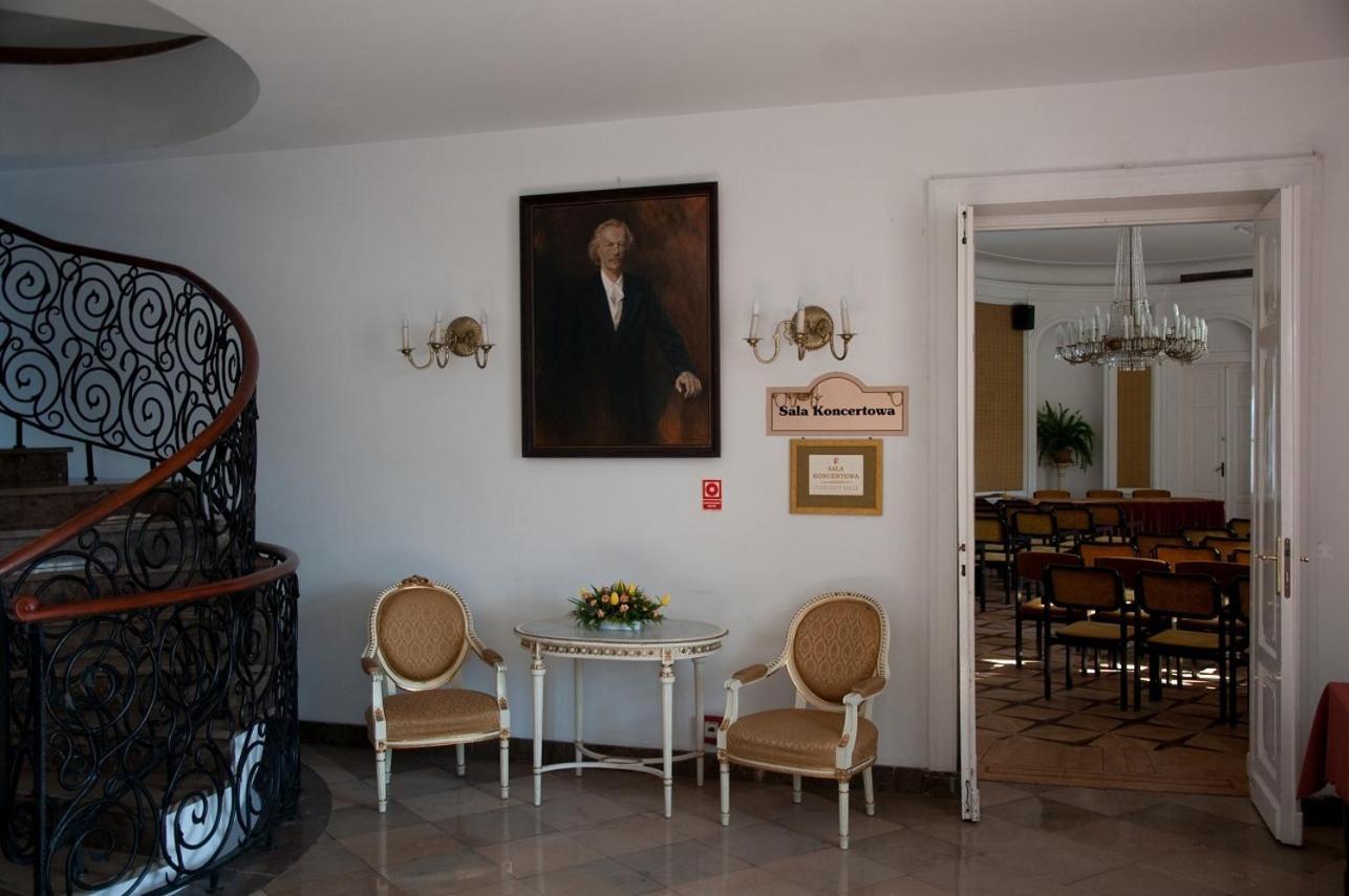 Hotel Zamek Pultusk Dom Polonii Экстерьер фото